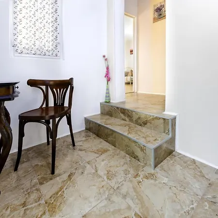 Apartment Sony